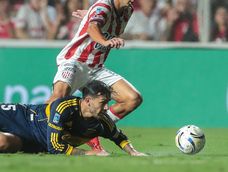 Boca no consiguió hacer en pie en Santa Fe y Paredes tampoco tuvo espacios para jugar. Boca no consiguió hacer en pie en Santa Fe y Paredes tampoco tuvo espacios para jugar.