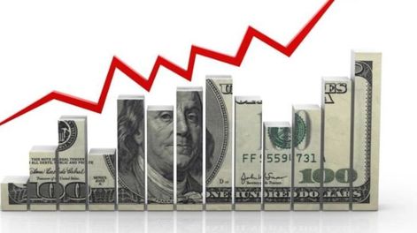 El alza en el dólar genera restricciones y también incertidumbre en rubros de la economía mendocina.