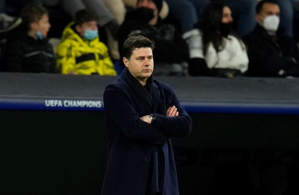 El argentino Mauricio Pochettino impotente. (AP)