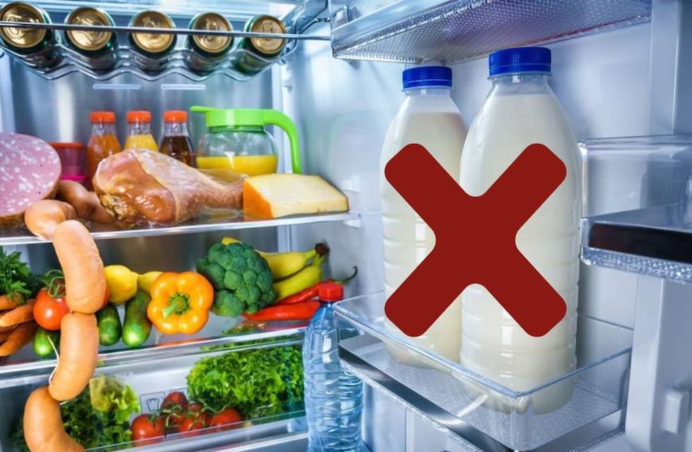 Las razones por las que hay que evitar la leche en la puerta de la heladera
