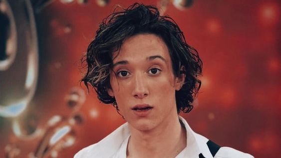 Lucas Spadafora contó que tiene coronavirus mientras bailaba al ritmo de un tema que habla sobre el virus