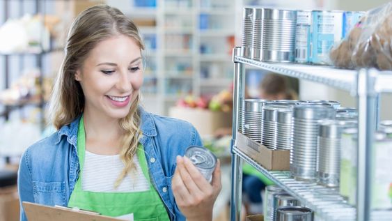 Alimentos envasados. Fuente: Canva