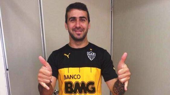 Lucas Pratto, feliz con su nueva camiseta