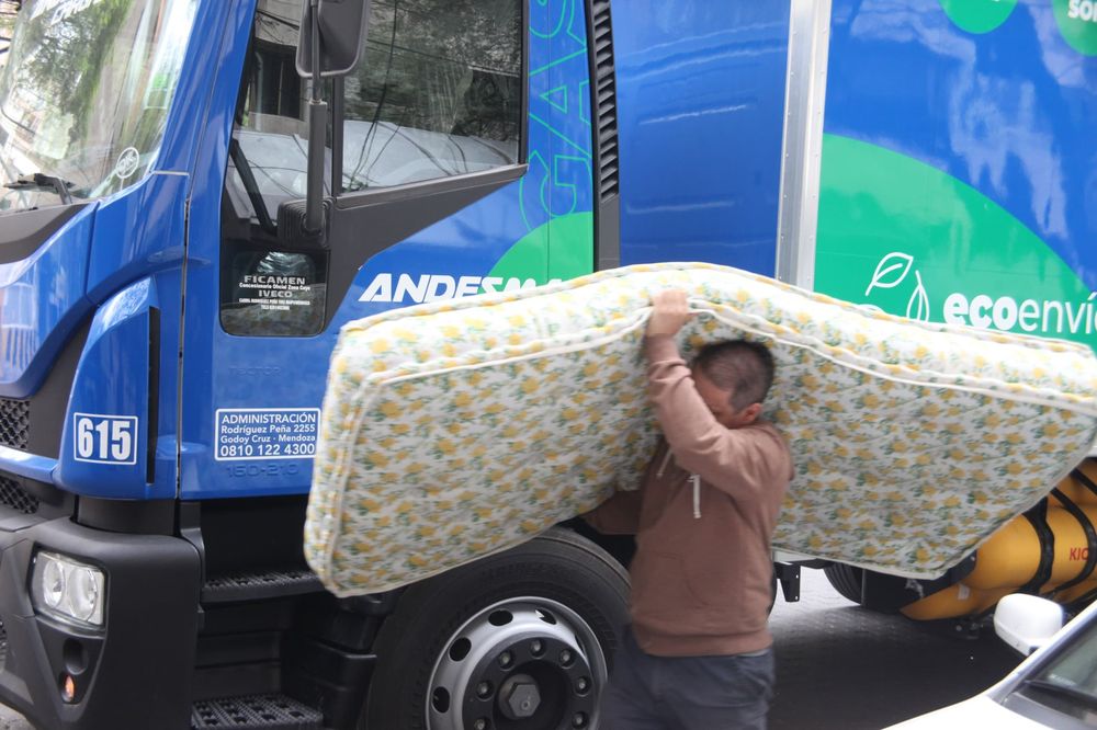 Colecta solidaria para las víctimas del temporal en Bahía Blanca
