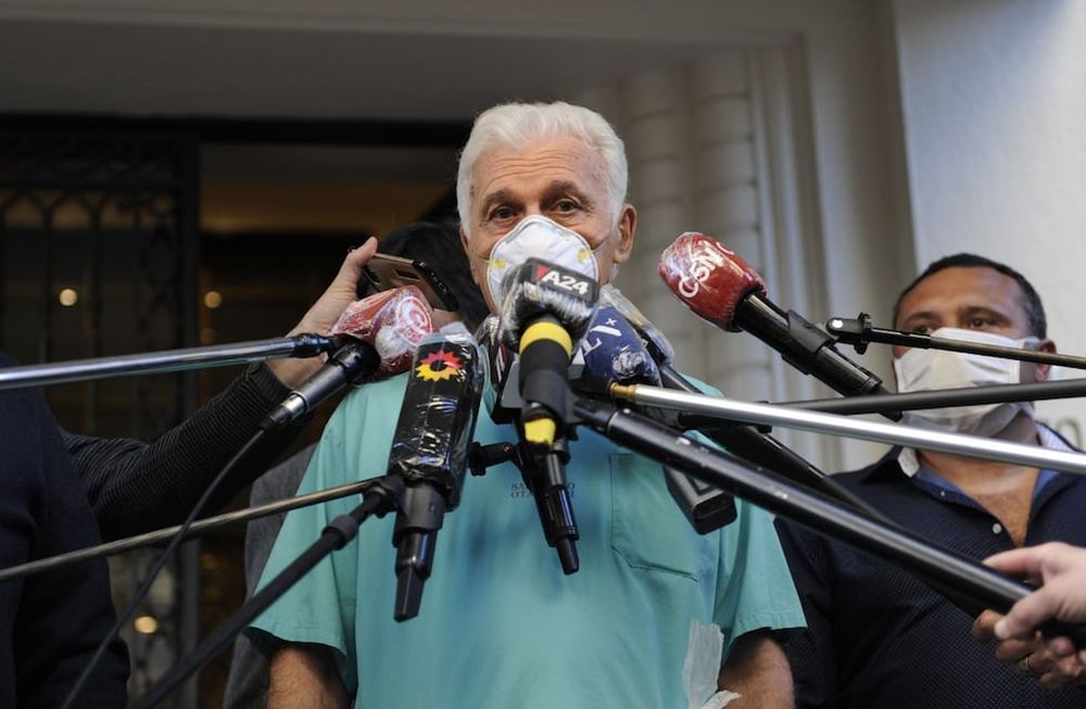 Uno de los médicos de la clínica Otamendi contó que el ex presidente Mauricio Macri fue operado con éxito de pólipos en su intestino. Clarín
