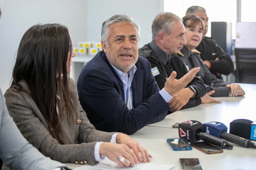 El gobernador Alfredo Cornejo le respondió al intendente de San Rafael, Omar Félix, sobre la autonomía municipal&nbsp;
