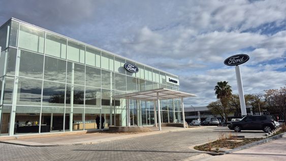 Innovación constructiva y sustentabilidad: el nuevo desarrollo comercial que se erige en Godoy Cruz.