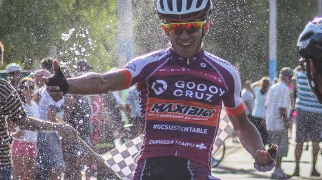 El “Sicario” Renzo Obando remató la exhibición de la Muni de Godoy Cruz