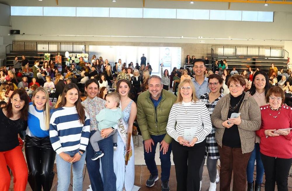 Stevanato participó junto a cientos de mujeres de un tradicional evento solidario