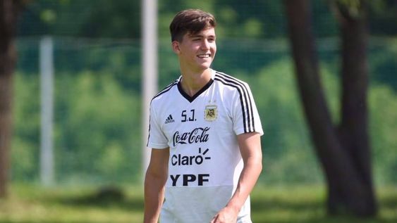 Leonardo Balerdi fue desafectado de la Selección por lesión
