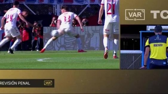 El VAR le anuló un penal a San Lorenzo. Clásico caliente. / Gentileza.