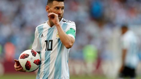 Tras 14 años de matrimonio, le pidió el divorcio a su mujer porque se burlaba de Messi