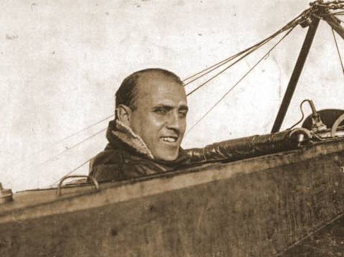 La travesía de los Andes en aeroplano: la entrevista con el ingeniero Jorge Newbery. Optimismo del aviador