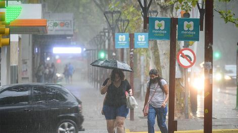 En noviembre y diciembre, las fuertes lluvias han sido habituales en Mendoza.
