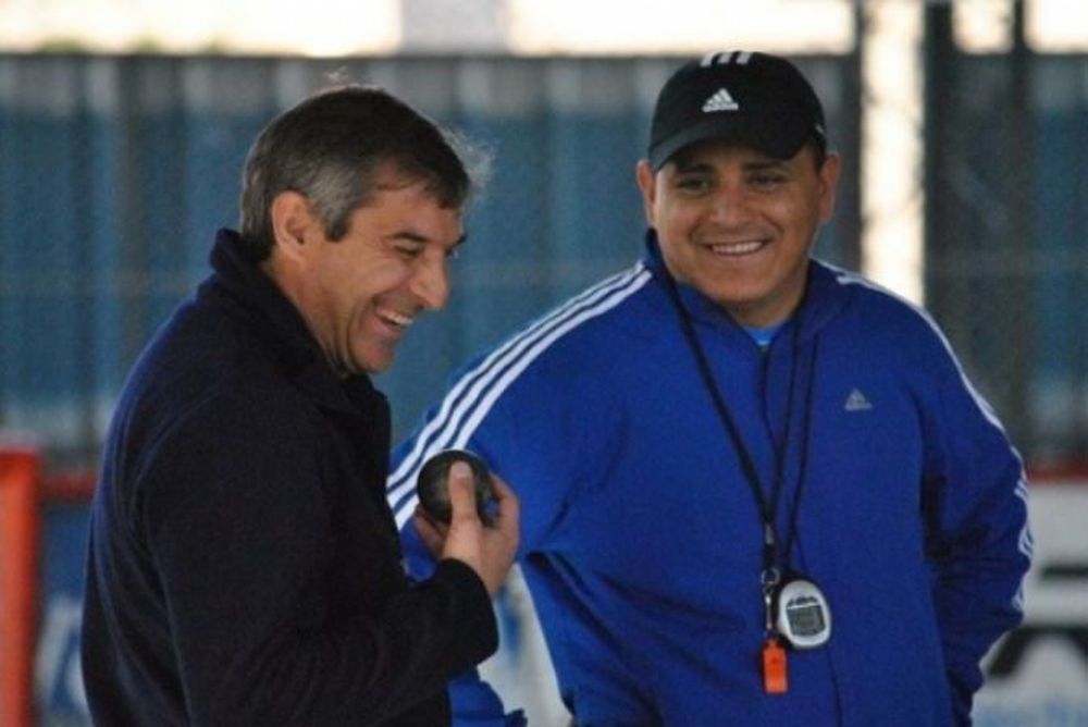 El cuerpo técnico de Argentina: Darío Giuliani y el profesor Martín Riveros.