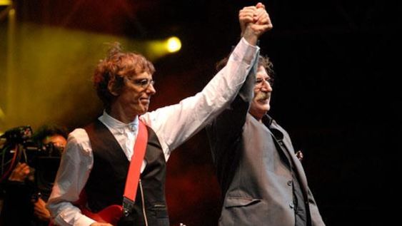 Luis Alberto Spinetta y Charly García, ídolos populares y grandes amigos.
