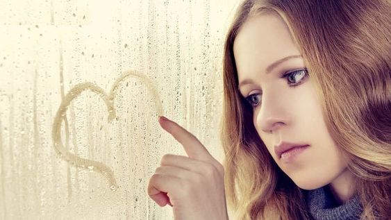 Horóscopo: las personas que no pueden dejar de pensar en su ex