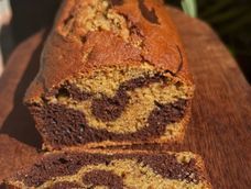 como hacer un delicioso y esponjoso budin marmolado de banana: facil y economico