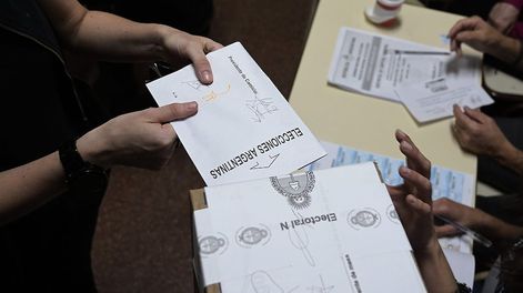 Los Andes | El mapa político local refleja que hay más de 35 partidos que, por el momento, confluyen en hasta ocho espacios distintos con aspiraciones de competir en los comicios de este año. / Foto: Los Andes