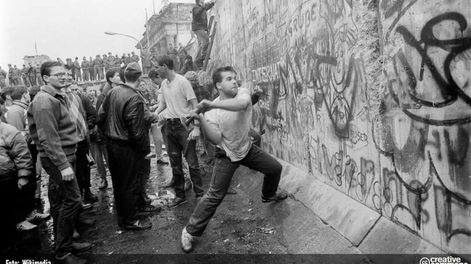 A treinta años de la caída del Muro de Berlín - Por Jorge Millán