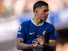 En Inglaterra siguen enojados con Enzo Fernández En Inglaterra siguen enojados con Enzo Fernández