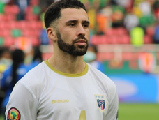 Nació en Irlanda, trabajaba en un banco, fue contactado por Linkedin y jugará el Mundial 2026 con Cabo Verde.