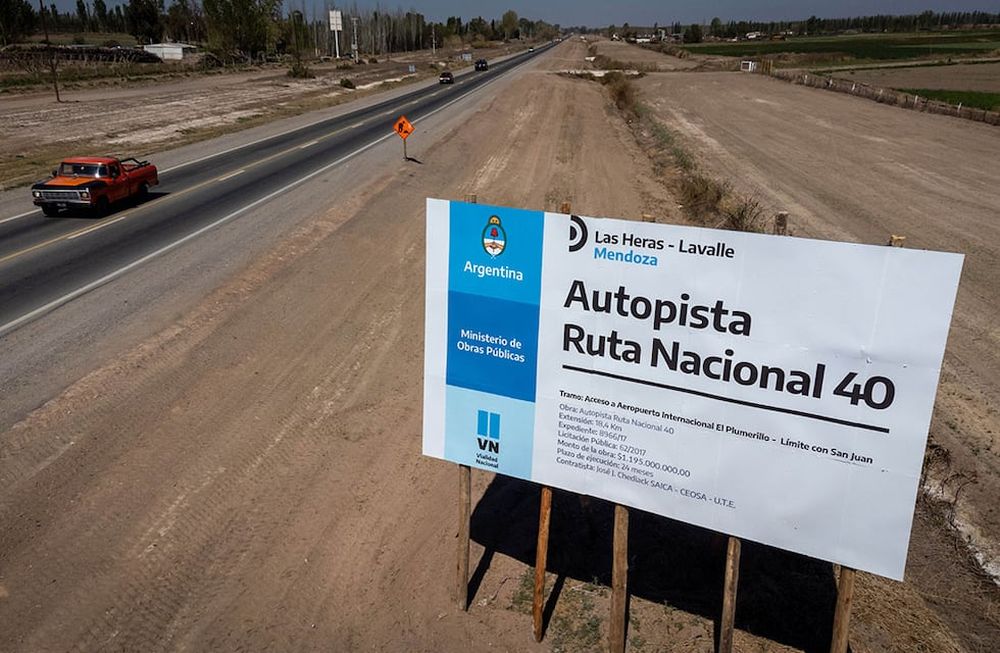 Obras Autopista Ruta Nacional 40Las obras de la ruta 40 que une Mendoza con San Juan fueron inauguradas hace casi dos meses, pero todavía no se ven avances significativos.  Ignacio Blanco / Los Andes