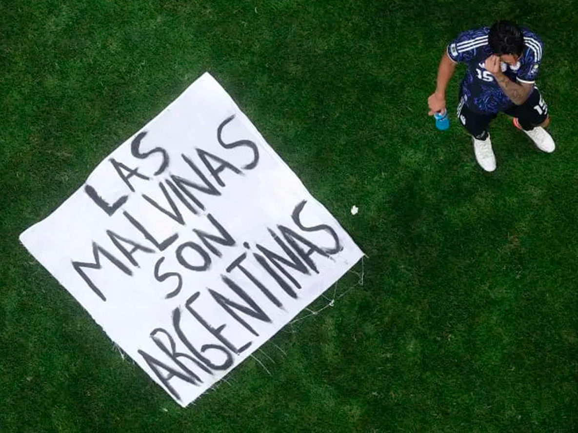 Las Malvinas son Argentinas: el festejo emocionante de los jugadores Albicelestes.
