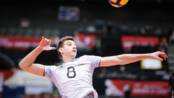 El mendocino Agustín Loser, se consagró campeón junto a la Selección Argentina de voleibol al derrotar en la final Sudamericana a Brasil por 3/0.