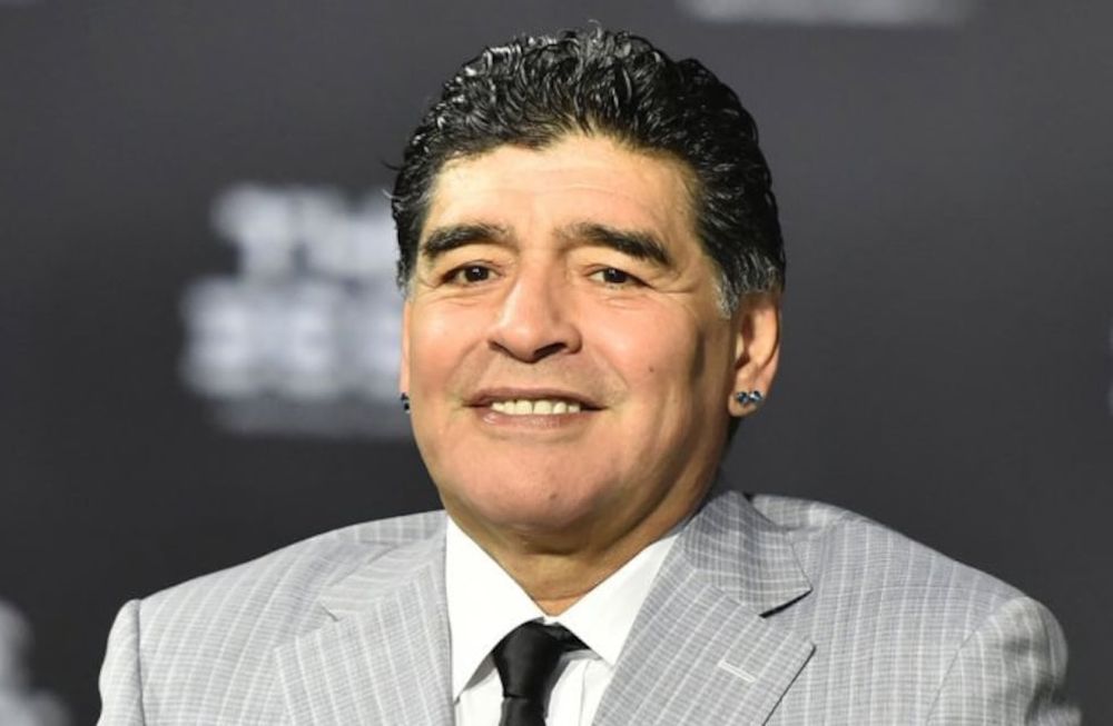 Maradona llegó a Cali y se realizará diversos estudios médicos