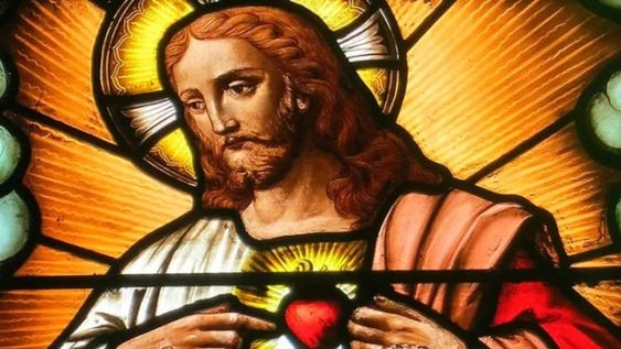 Fíjense, pues, si están entendiendo bien, porque al que tiene se le dará más; pero al que no tiene se le quitará aun aquello que cree tener.