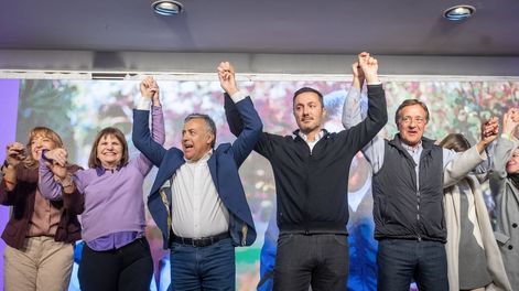 Los Andes | PASO 2023 en Mendoza: ganó Cornejo. Este domingo se votó para elegir candidatos a gobernador y vice, senadores y diputados provinciales, intendentes de 11 departamentos y concejales.Foto: Ignacio Blanco / Los Andes