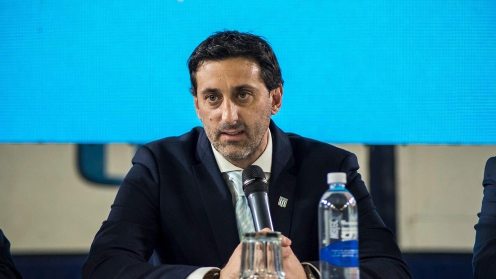 El presidente de la Academia, Milito decidi&oacute; terminar con el ciclo del entrenador Costas.&nbsp;