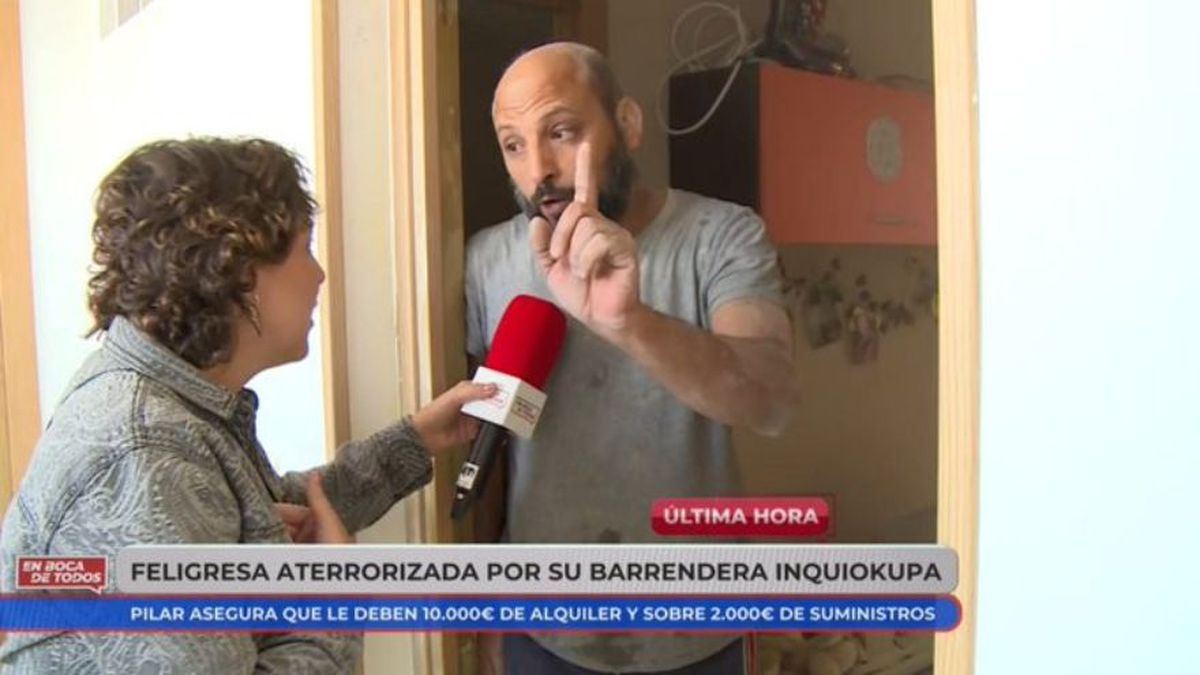Un okupa agredió a una periodista cuando salía al aire y terminó detenido en vivo