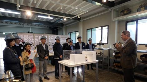 Especialistas japoneses en Impsa.