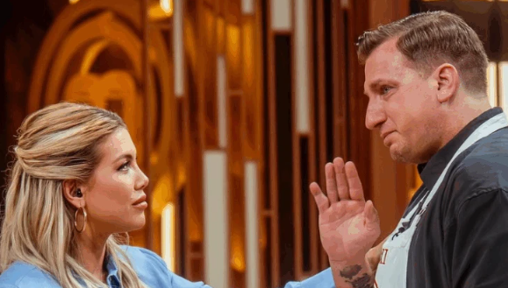 Maxi López emocionado en Masterchef Celebrity