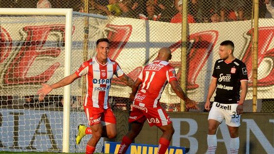 Unión ratificó su clasificación ante San Martín de Tucumán