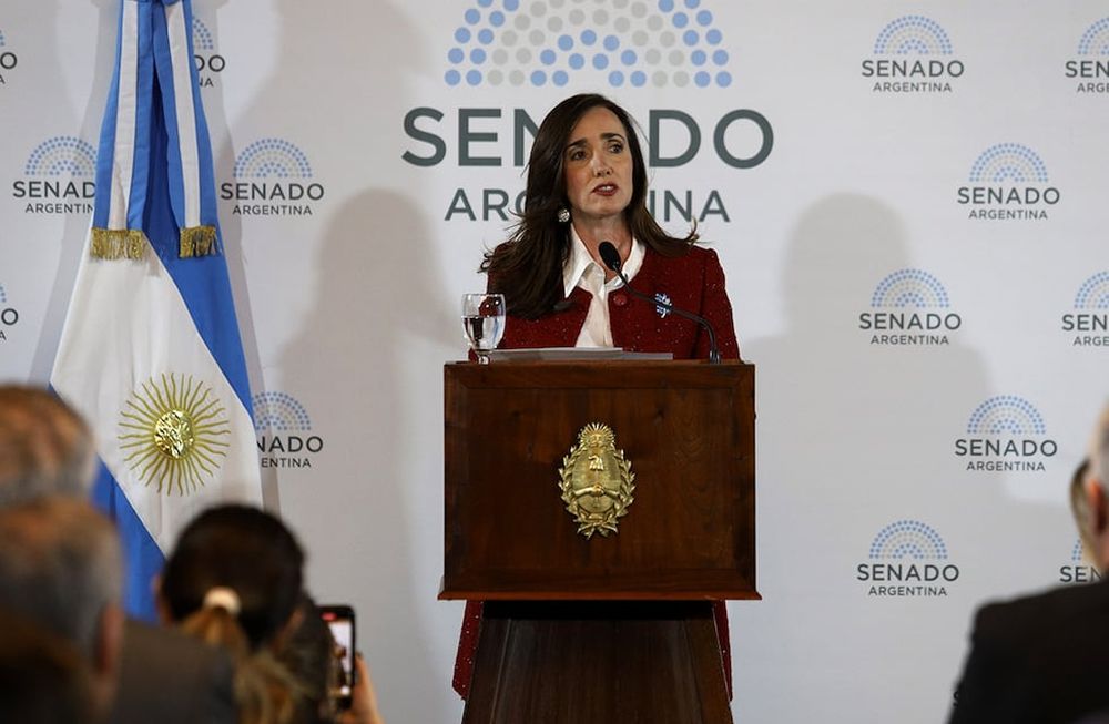 La vicepresidenta Victoria Villarruel encabezó el acto por el Día Internacional de la Conmemoración a las Víctimas del Terrorismo. Foto: NA / Mariano Sanchez
