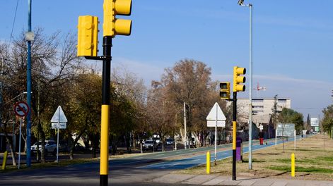 Semáforos en Godoy Cruz. Archivo Los Andes