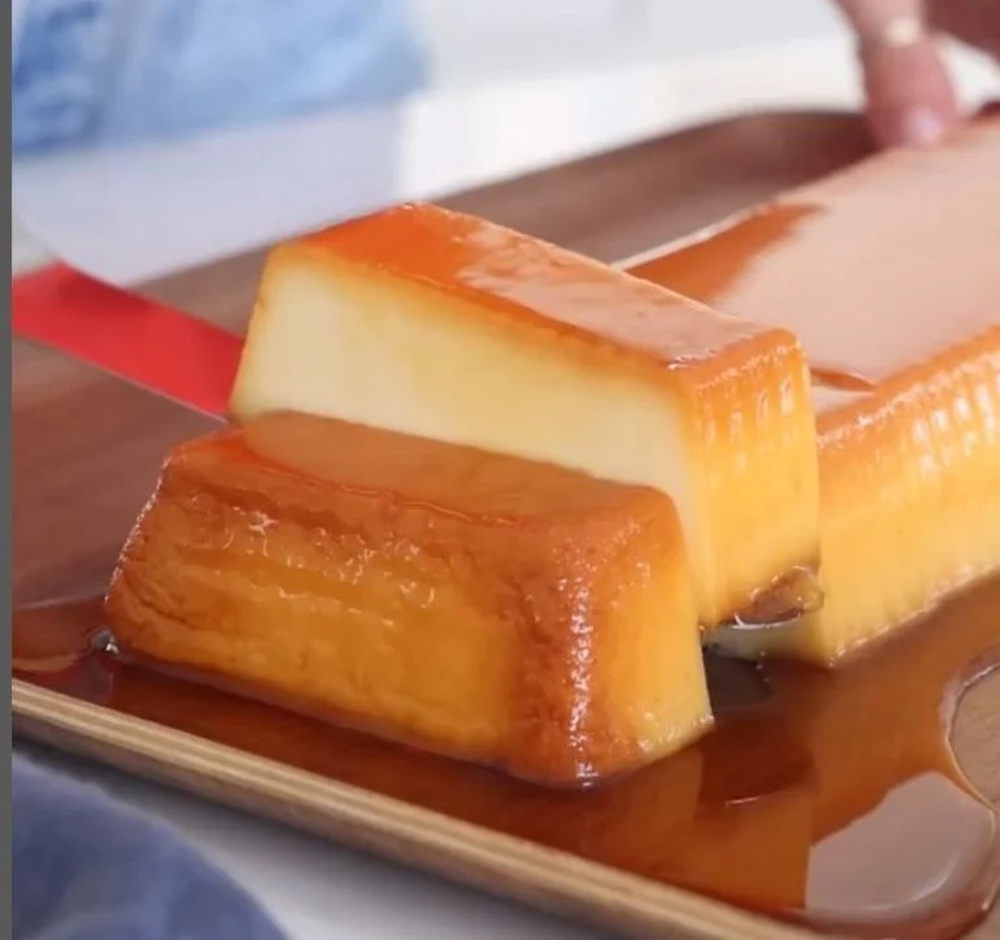 Este flan de queso es una delicia que se hizo viral por su fácil preparación.