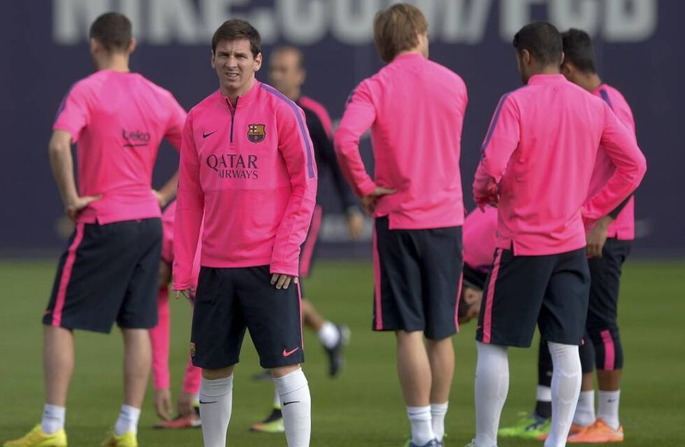 Messi va por Zarra y Barcelona, por la punta
