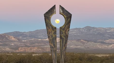 Una de las impactantes esculturas del parque, que permite en un momento del día su fusión con la luna.