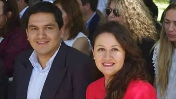 Juan Manuel Ojeda y su esposa, Jessica Laferte, quien es pre candidata a senadora provincial.