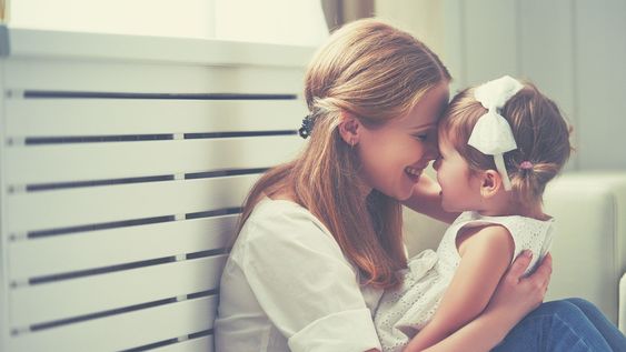 madres protectoras: los 5 signos del zodiaco que son las mejores