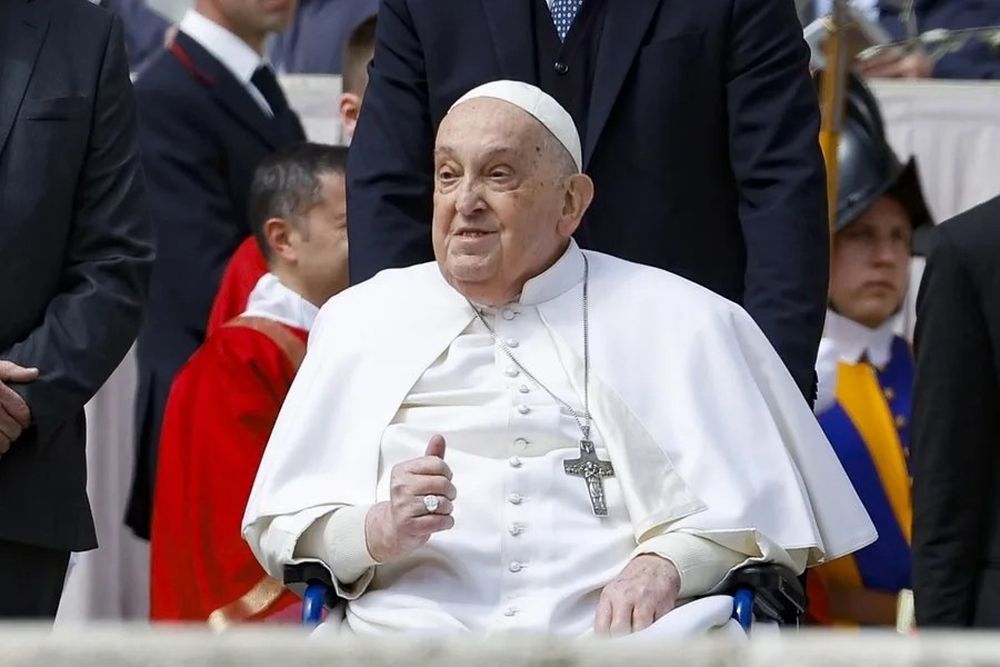 La &uacute;ltima aparici&oacute;n del papa Francisco en el domingo de Pascua