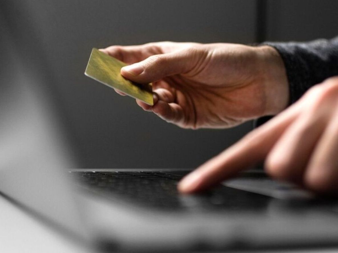 Así funciona el nuevo fraude por correo electrónico que apunta a tus cuentas bancarias