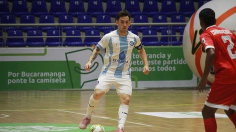 El seleccionado albiceleste derrotó a Panamá por 3 a 2 y así logró su tercer triunfo consecutivo, que lo coloca en lo más alto de su zona con ocho puntos. / Gentileza.