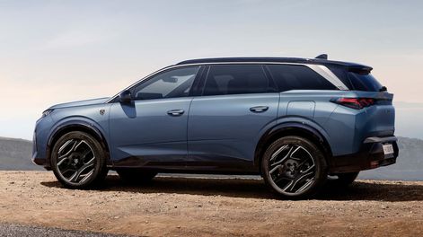 Peugeot 5008.
