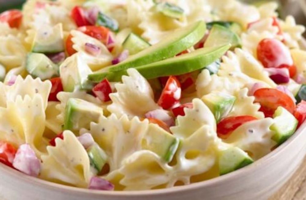 Deliciosa y fresca: ensalada de pasta con atún