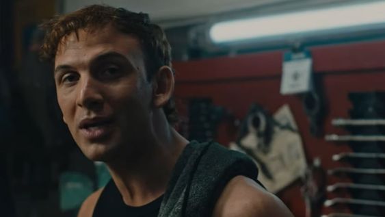El ganador de Gran Hermano en su nuevo videoclip.
